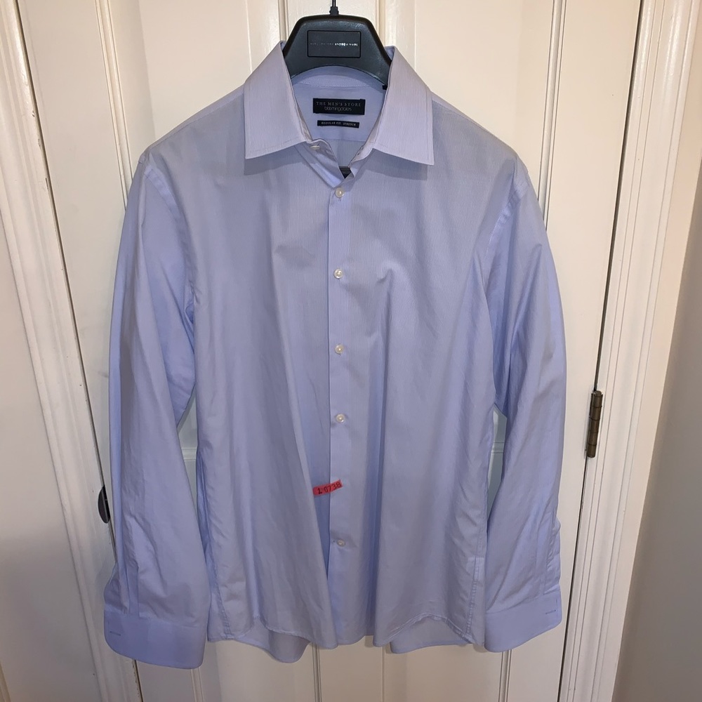 Bloomingdales Men Blue/White Stripe Button Down